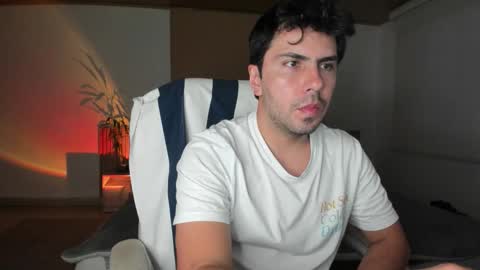 Diego online show from November 2025 10:52:02 PM