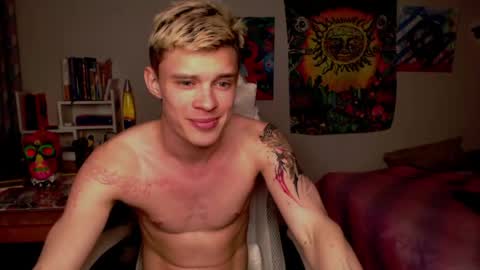 Adam Dream online show from April 2026 07:05:01 PM