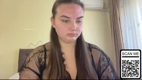 Mila online show from September 2025 07:10:02 AM