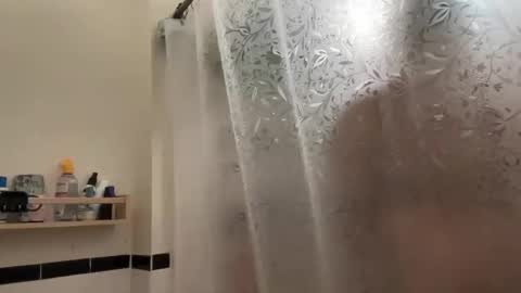 Snapshot of dreamyriri chatting on March 2026 09:54:01 PM RIRI OR DREAMY online show from March 2026 09:54:01 PM