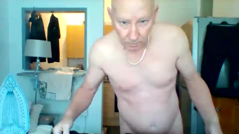 Snapshot of drewboy292455 chatting on October 2025 01:50:02 PM drewboy292455 online show from October 2025 01:50:02 PM