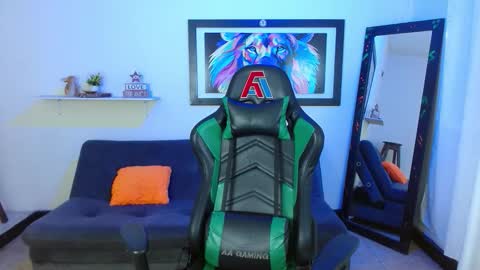 Snapshot of dreyk20 chatting on November 2025 03:01:01 PM Dreyk online show from November 2025 03:01:01 PM