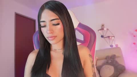 Snapshot of driana_hoffman chatting on November 2025 01:55:02 PM DRIANA online show from November 2025 01:55:02 PM