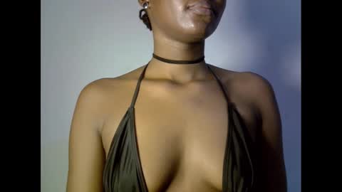 Snapshot of drippingpussy__ chatting on October 2025 07:19:02 PM drippingpussy__ online show from October 2025 07:19:02 PM