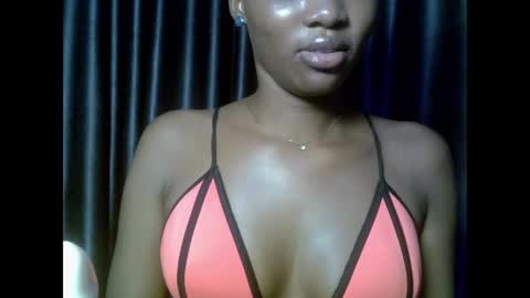 Snapshot of drippingpussy__ chatting on November 2025 07:46:02 PM drippingpussy__ online show from November 2025 07:46:02 PM