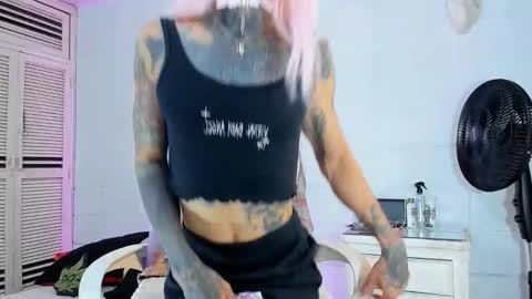 drippyorlove online show from March 2026 07:58:01 PM