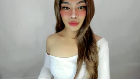 Snapshot of dripqueenxoxo chatting on September 2025 04:50:02 AM miss. Erika online show from September 2025 04:50:02 AM