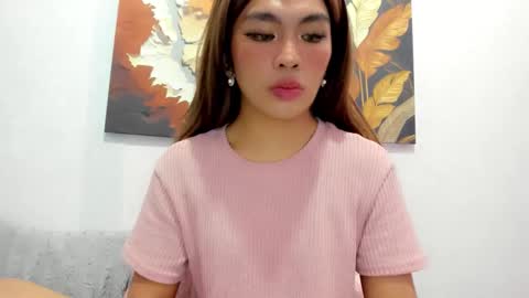 miss. Erika online show from May 2026 06:35:02 PM