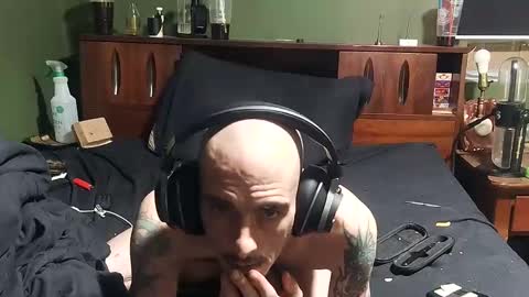 Snapshot of drkstar82 chatting on February 2026 10:14:01 AM Dark Star online show from February 2026 10:14:01 AM