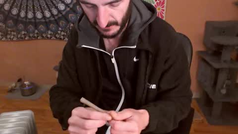 Snapshot of drmst13_2 chatting on December 2025 01:32:01 AM River online show from December 2025 01:32:01 AM