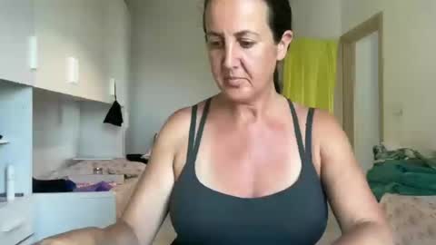Dr. Resa online show from June 2026 11:40:02 AM