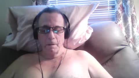 drthick1224 online show from October 2025 07:03:02 PM