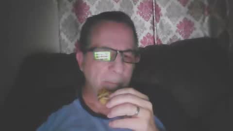 Snapshot of drthick1224 chatting on November 2025 07:58:01 PM drthick1224 online show from November 2025 07:58:01 PM
