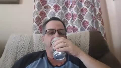 Snapshot of drthick1224 chatting on February 2026 05:52:01 PM drthick1224 online show from February 2026 05:52:01 PM