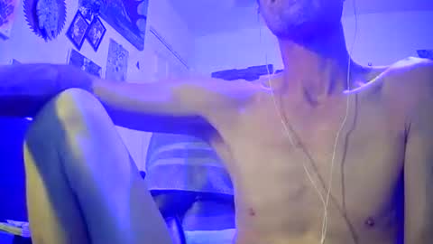 Snapshot of druedowm chatting on December 2025 09:32:02 PM druedowm online show from December 2025 09:32:02 PM