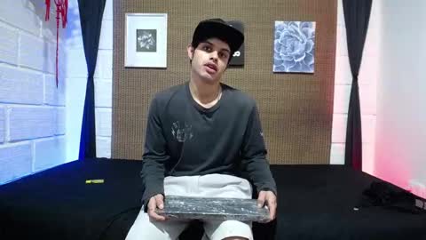 Drum-Core online show from December 2025 04:57:01 PM