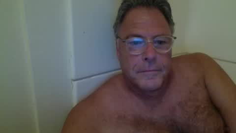 drummersrock92118 online show from April 2026 03:18:02 PM