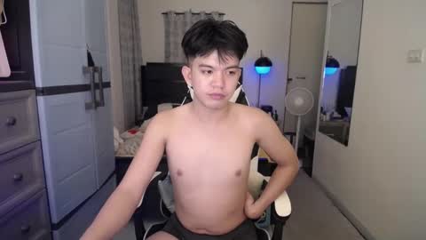 Arch online show from December 2024 07:05:01 AM