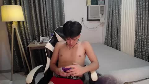 Arch online show from March 2025 09:59:02 PM