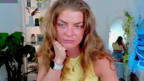 Snapshot of drunk_angel_ chatting on March 2026 05:26:02 AM Donna online show from March 2026 05:26:02 AM