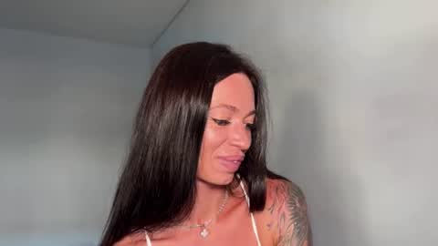 Bella online show from June 2026 02:27:02 AM