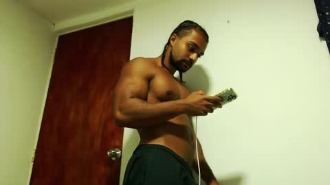 S.K..maorisa98 VIDEOS SEXHARD PPBOY 55TASTEPROTEIN online show from February 2026 11:20:01 AM