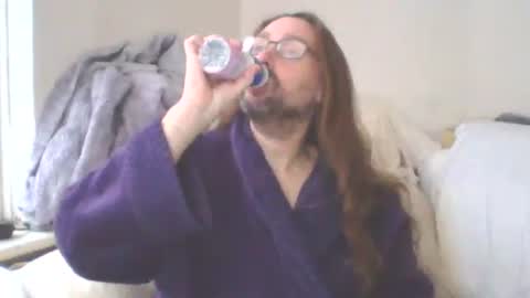 Snapshot of dukenucum73 chatting on October 2025 05:12:01 PM chris online show from October 2025 05:12:01 PM