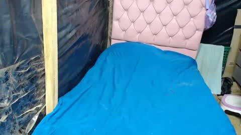 dulce2415 online show from June 2026 06:28:01 PM