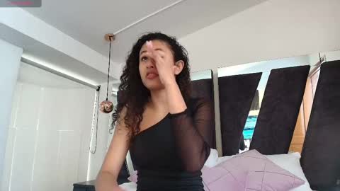 Snapshot of dulce__candy_ chatting on September 2025 12:38:02 PM Dulce Candy online show from September 2025 12:38:02 PM