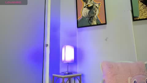 dulce__fiore07 online show from May 2026 11:59:02 AM