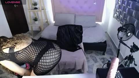 dulce__lovee online show from January 2026 12:15:01 AM
