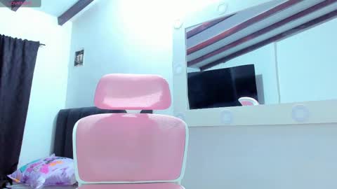 Snapshot of dulce_acosta chatting on February 2025 01:24:01 AM Dulce online show from February 2025 01:24:01 AM