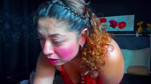 Snapshot of dulce_celeste15 chatting on January 2025 07:53:02 PM C E L E S T E online show from January 2025 07:53:02 PM