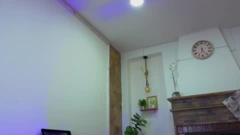 C E L E S T E  online show from December 2025 07:53:02 PM