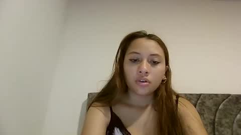 Snapshot of dulce_girls chatting on March 2026 12:17:01 AM Dulce online show from March 2026 12:17:01 AM