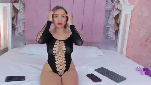 Snapshot of dulce_girls chatting on March 2026 11:38:01 AM Dulce online show from March 2026 11:38:01 AM