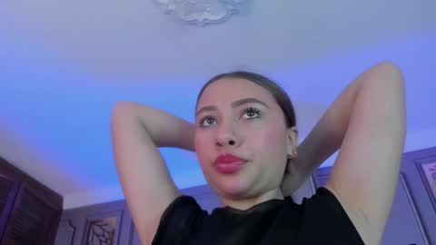 Snapshot of dulce_girls chatting on April 2026 12:20:01 PM Dulce online show from April 2026 12:20:01 PM
