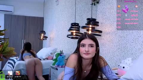 dulce_isabel_ online show from May 2026 03:58:02 AM