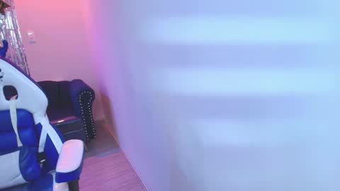 dulce_viioleta online show from December 2025 11:04:02 AM