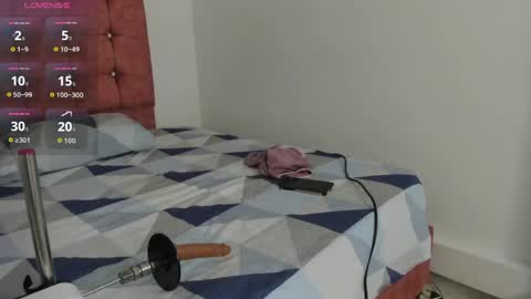 Snapshot of dulce_violetta_ chatting on June 2026 08:53:01 PM violetta online show from June 2026 08:53:01 PM