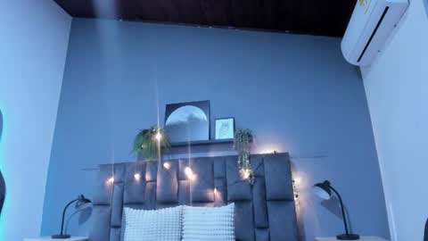 DULCE AURORA online show from June 2026 02:49:01 AM