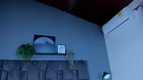 DULCE AURORA online show from June 2026 02:47:02 AM