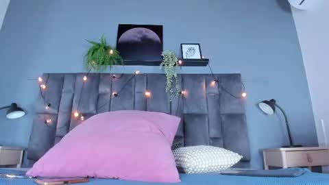 DULCE AURORA online show from July 2026 02:51:02 AM