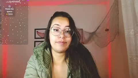 Dulce online show from October 2025 04:32:02 AM