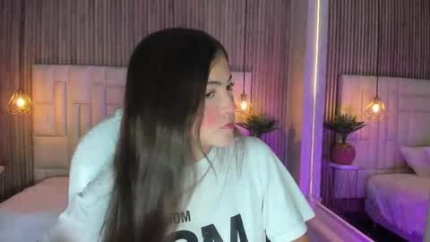 dulcevela online show from October 2025 10:39:01 PM