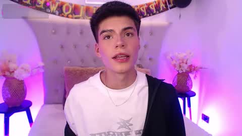 Dulcey online show from October 2025 03:40:02 AM