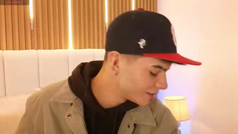 Snapshot of dulcey_ chatting on March 2026 04:39:02 AM Dulcey online show from March 2026 04:39:02 AM