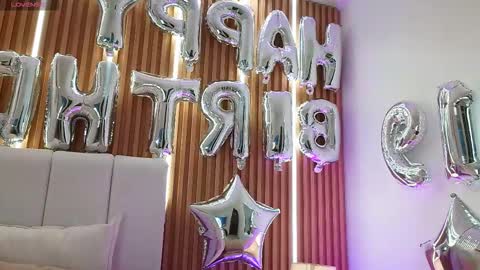 Snapshot of dulcey_ chatting on March 2026 06:17:02 AM Dulcey online show from March 2026 06:17:02 AM