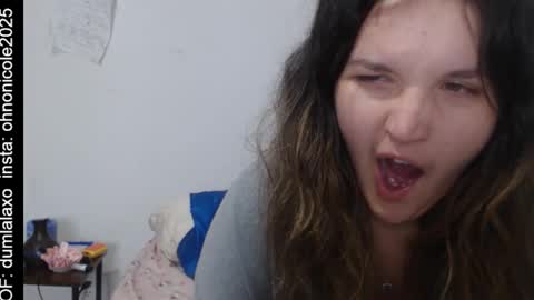 Snapshot of dumlala chatting on March 2026 03:45:02 AM the only advantage you have over me is that u can kiss my ass and i cant online show from March 2026 03:45:02 AM