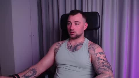 Snapshot of duncanstones chatting on April 2026 07:45:01 AM DuncanStone online show from April 2026 07:45:01 AM